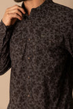 Kimes Ranch Mens Show Vines Black Long Sleeve Pearl Snap