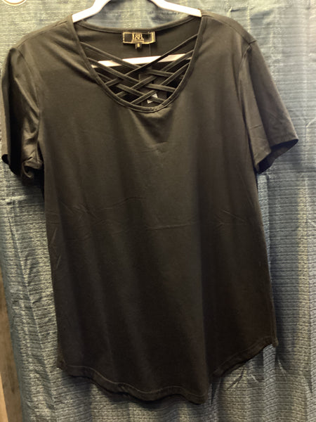 L&B Basic Black Crisscross Round Neck