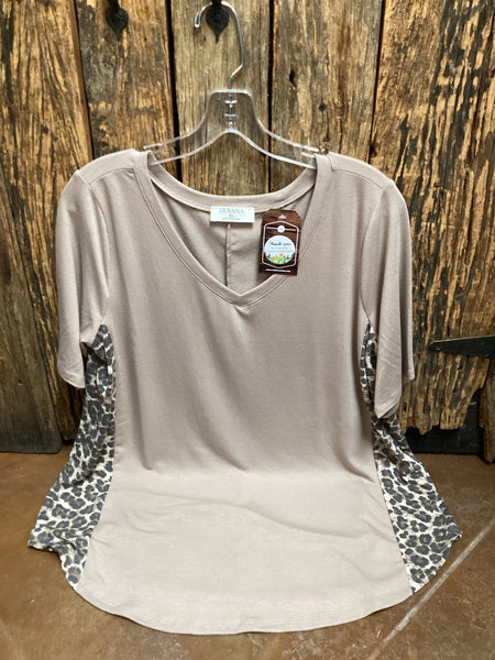Zenana Light Brown with Leo Sides