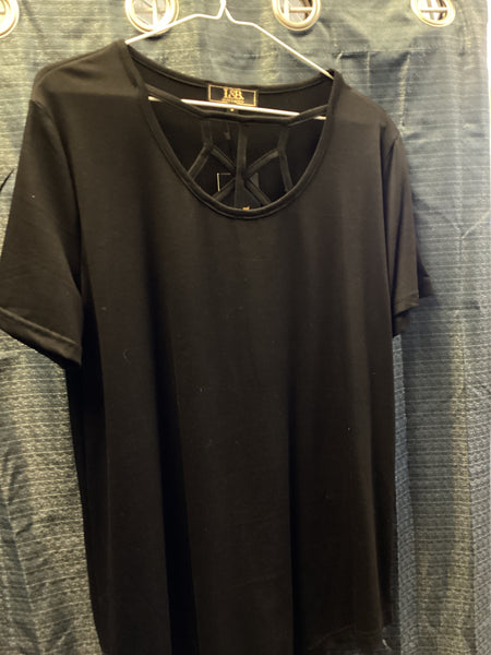 L&B Webbed Basic Black T-Shirt