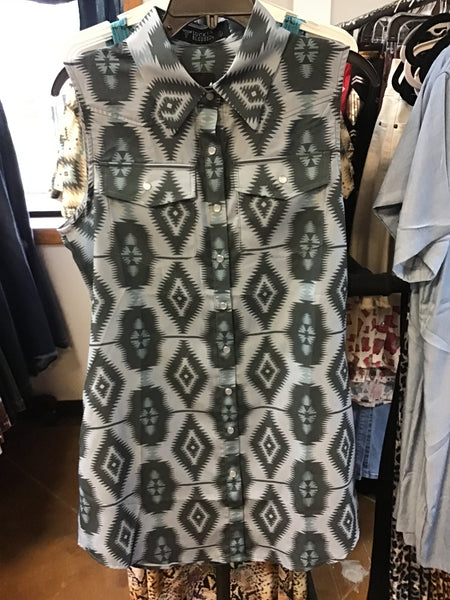 L&B Gray Aztec Pearl Snap Dress