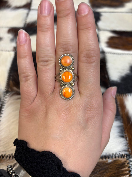 Ring-Spiny Oyster-Size 7.5