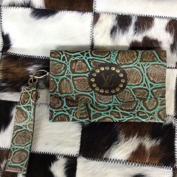 LV wristlet clutch- turquoise turtle shell